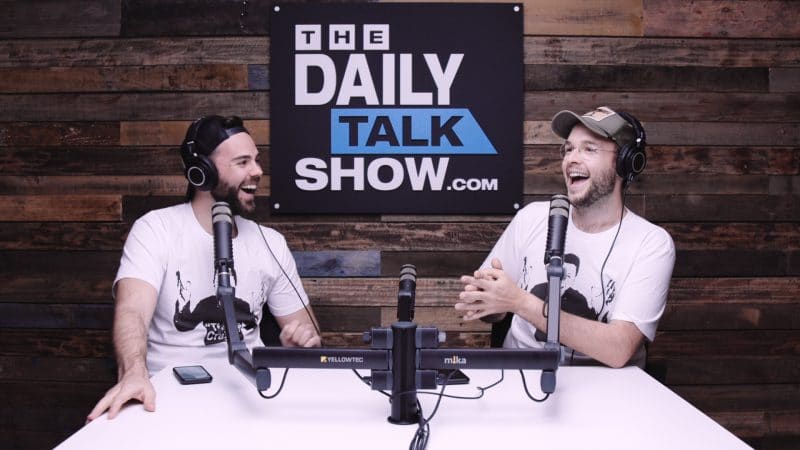 The-Daily-Talk-Show-464